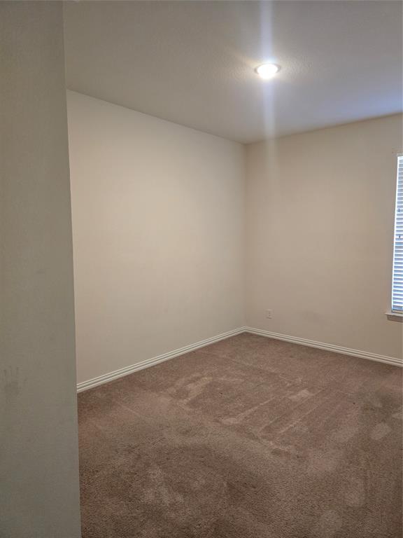 817 Holbrook Road Springtown, TX 76082 - Photo 11 of 19