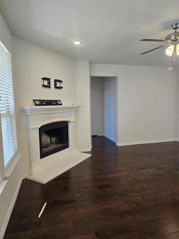 817 Holbrook Road Springtown, TX 76082 - Photo 8 of 19