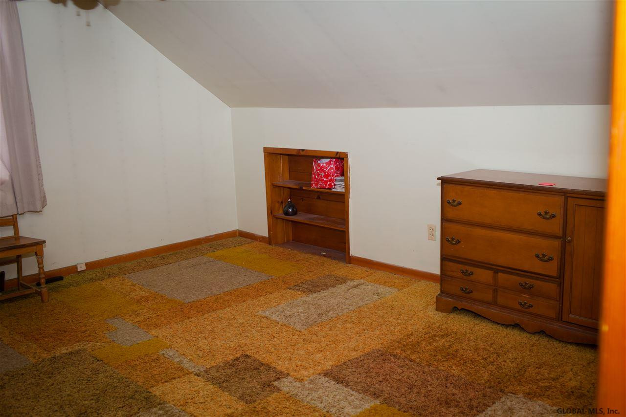 2032 Careleon Road Rotterdam, NY 12303 - Photo 15 of 25 Photo 15