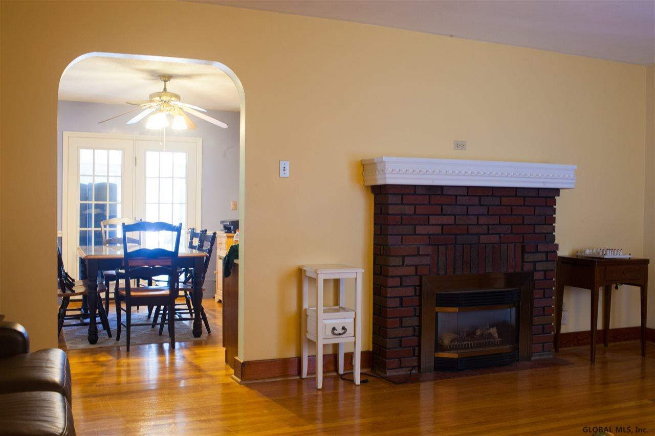 2032 Careleon Road Rotterdam, NY 12303 - Photo 5 of 25 Photo 5