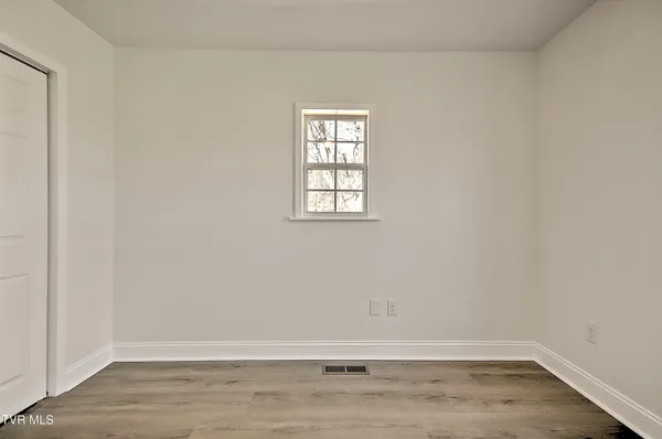 $229,900 | 2512 Long Street, Johnson City, TN 37601