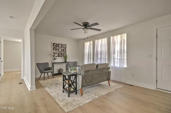 $229,900 | 2512 Long Street, Johnson City, TN 37601