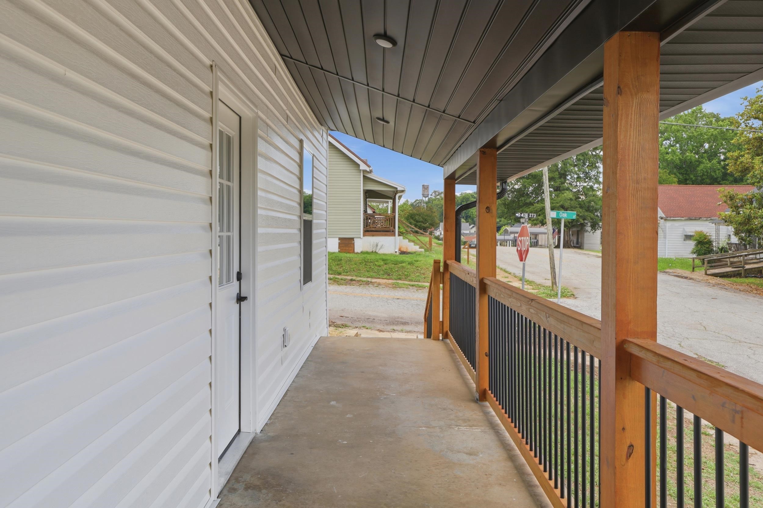 706 Gray Street Woodruff, SC 29388 - Photo 2 of 32