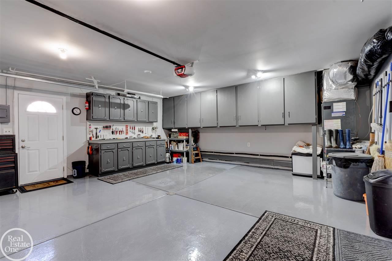 4289 Lakeshore Road Lexington, MI 48450 - Photo 37 of 55 50035768-36.JPG