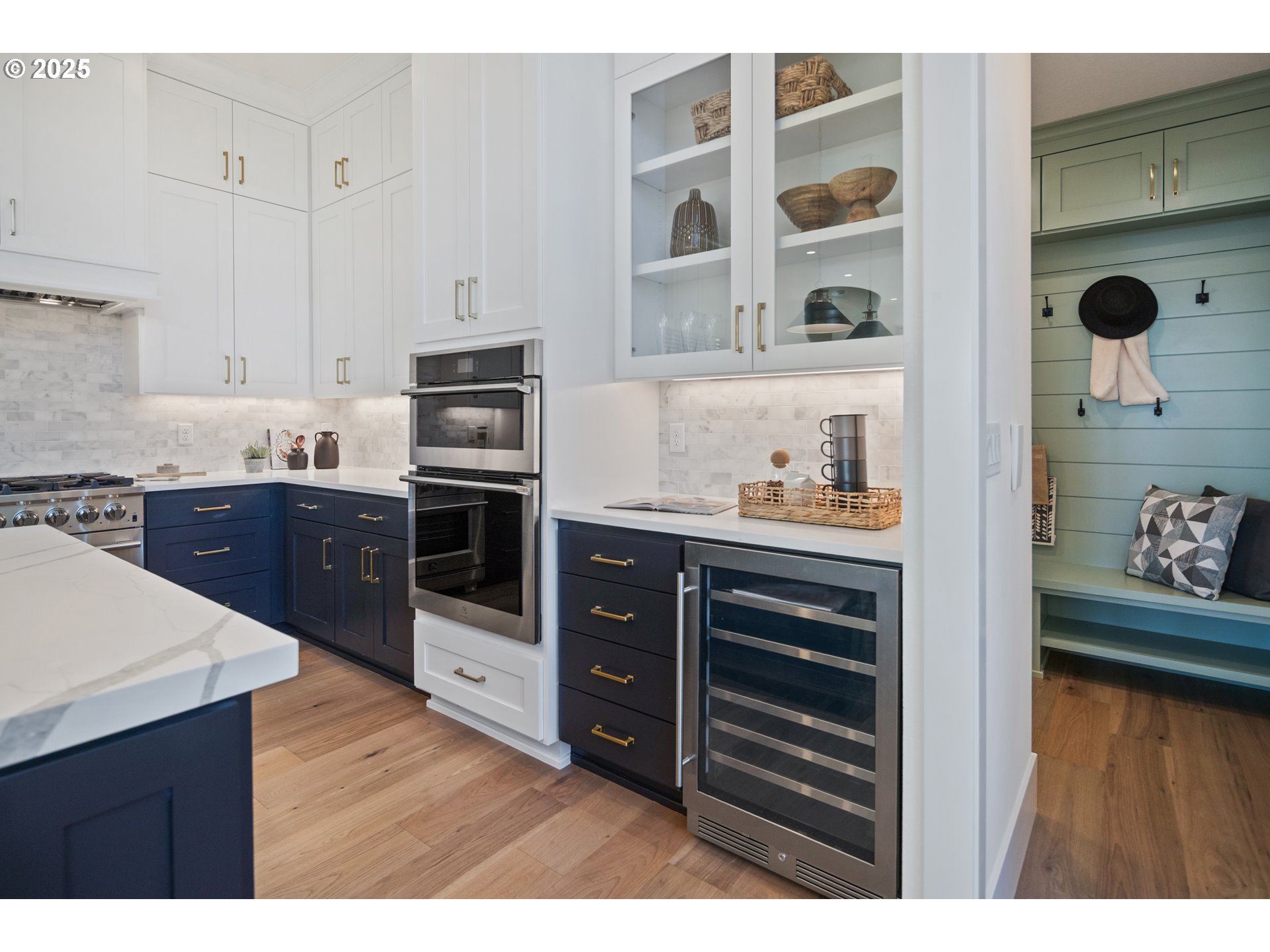 22872 Weatherhill Road West Linn, OR 97068 - Photo 12 of 47