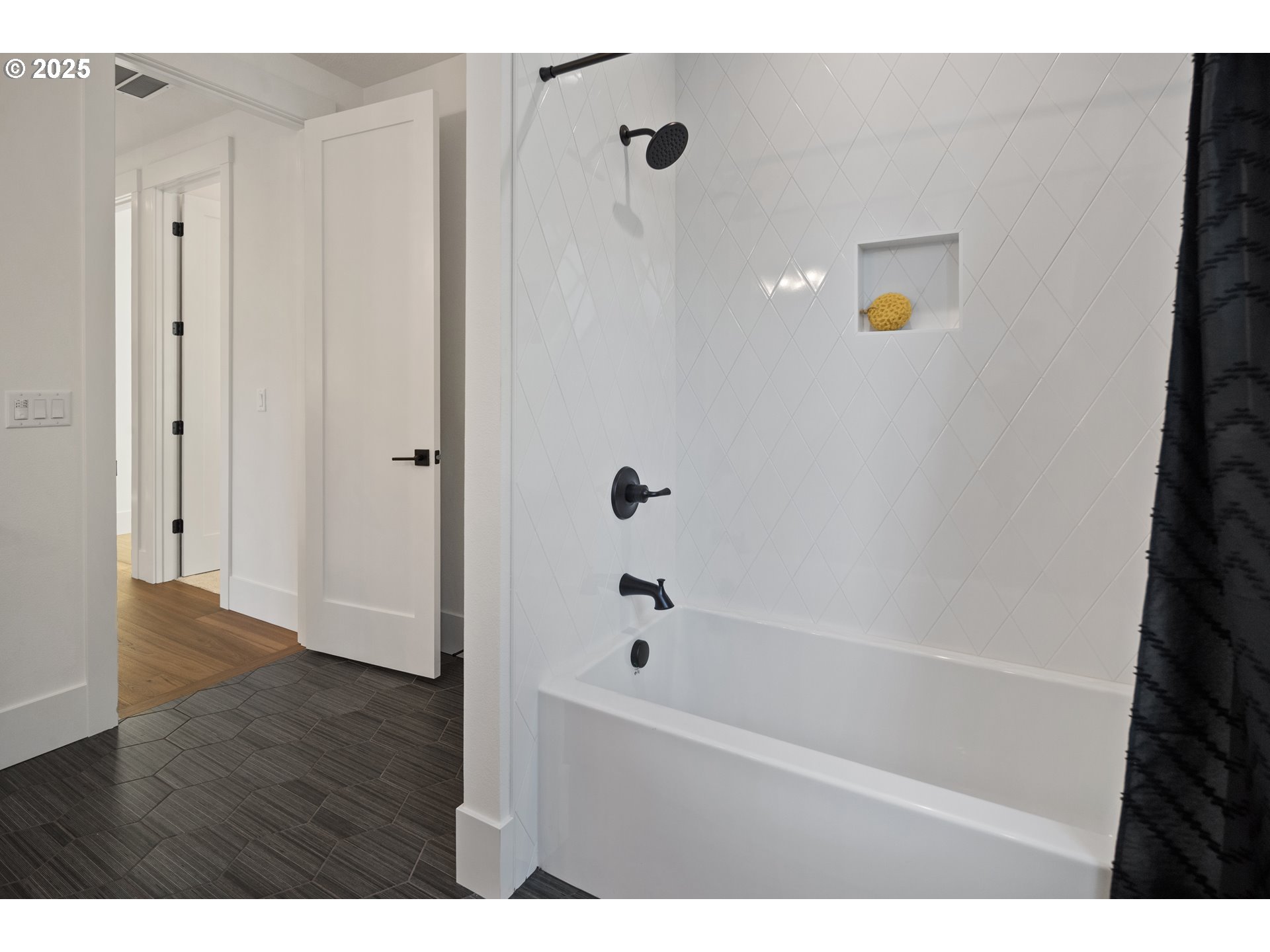 22872 Weatherhill Road West Linn, OR 97068 - Photo 36 of 47