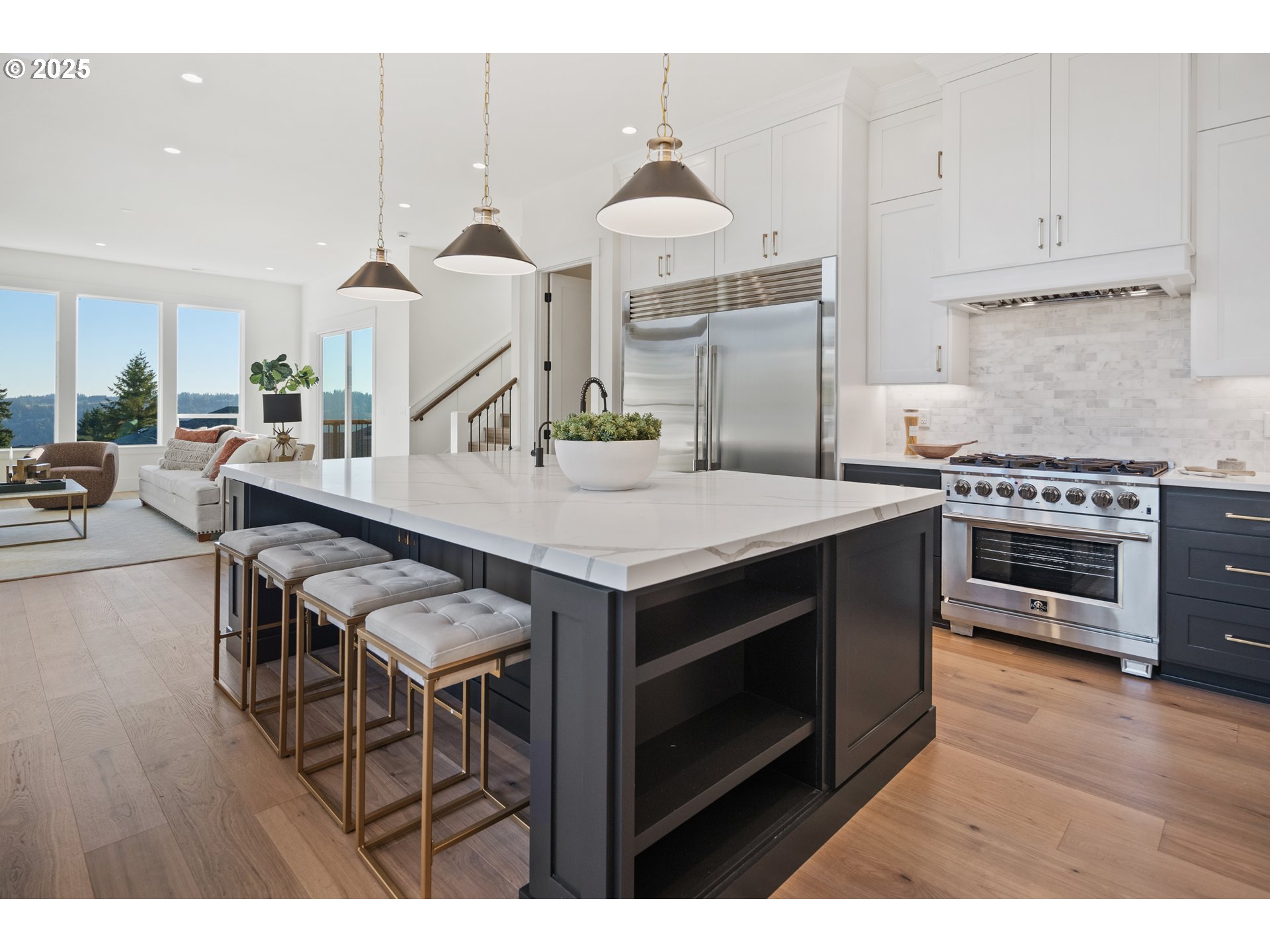 22872 Weatherhill Road West Linn, OR 97068 - Photo 10 of 47