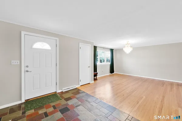 $314,900 | 665 Goodwin Street, East Hartford, CT 06108