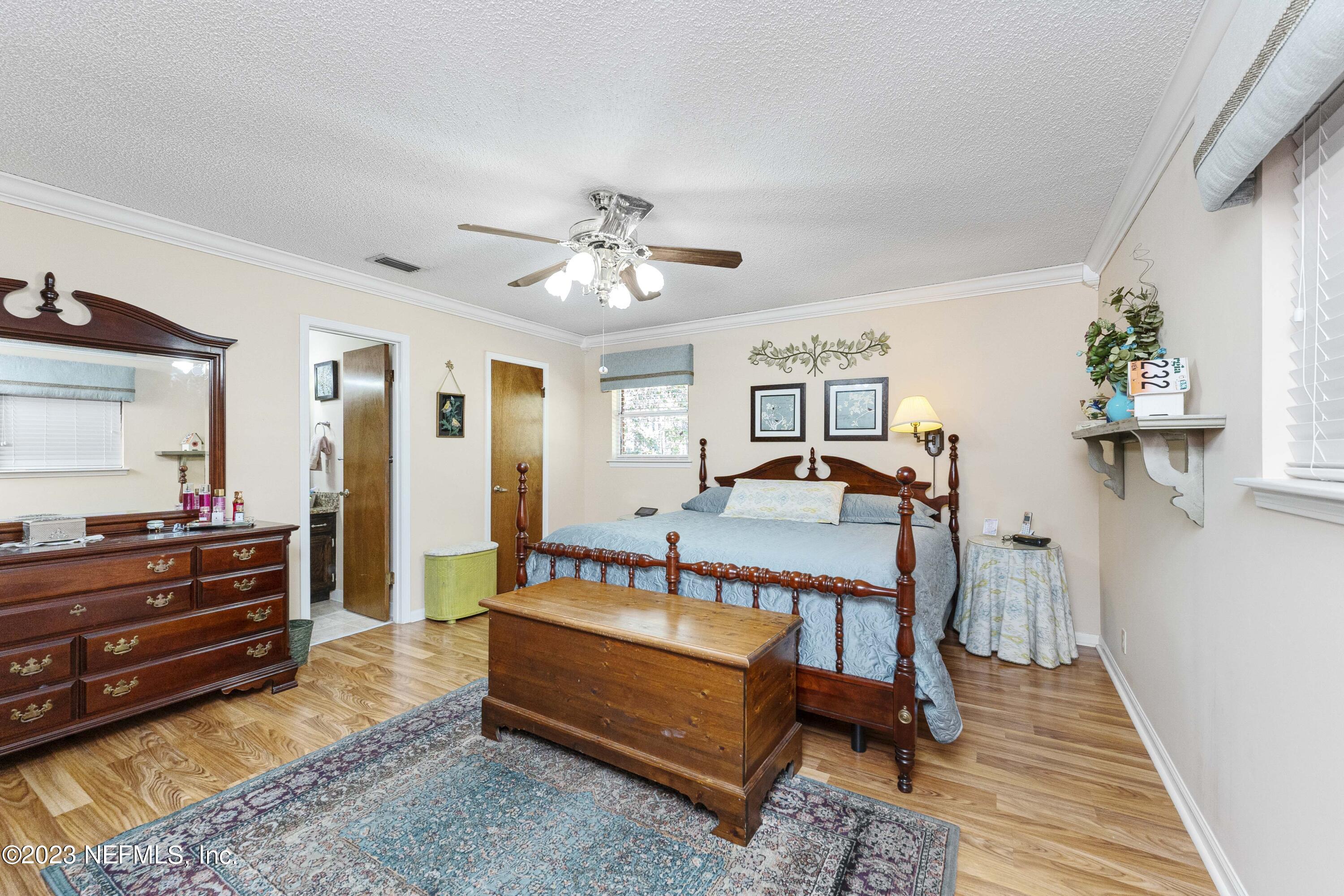 8431 Newton Road Jacksonville, FL 32216 - Photo 19 of 33 Owners Suite