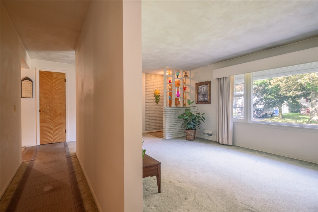 165 Afton Street Rochester, NY 14612 - Photo 4 of 33 Gallery Image 4