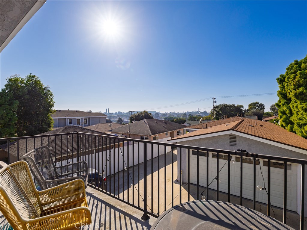 526 Sheldon Street El Segundo, CA 90245 - Photo 31 of 41 a view of a balcony with furniture