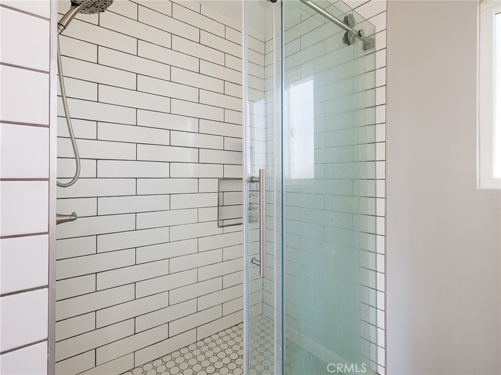 526 Sheldon Street El Segundo, CA 90245 - Photo 34 of 41 a bathroom with a shower