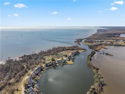 $169,000 | 51 Rue Du Sud, Madisonville, LA 70447