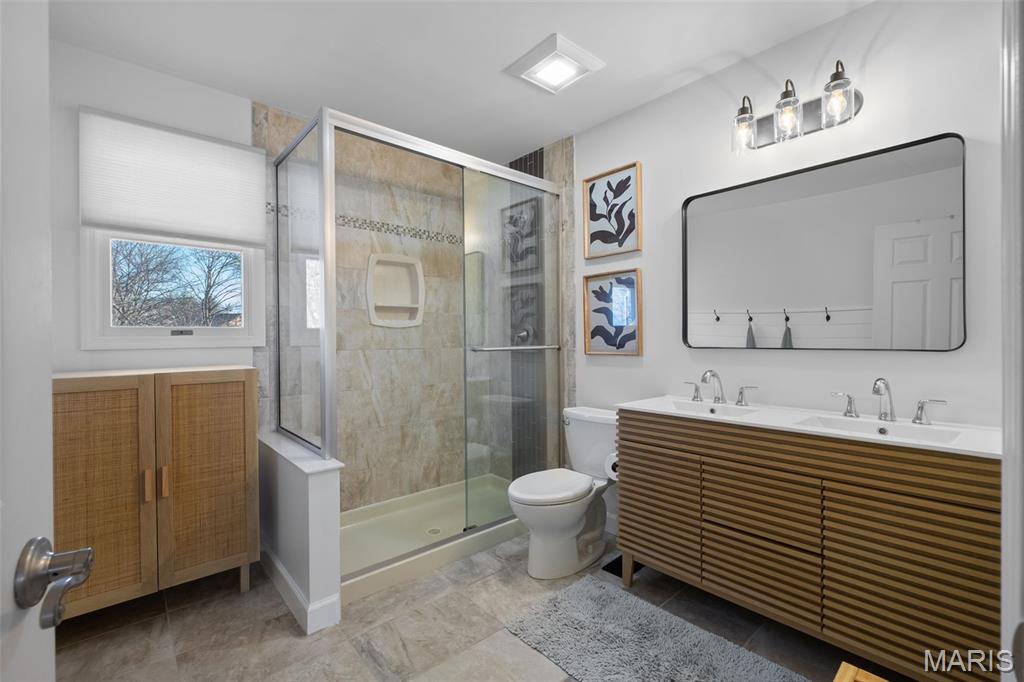 15510 Summer Ridge Drive Chesterfield, MO 63017 - Photo 14 of 28