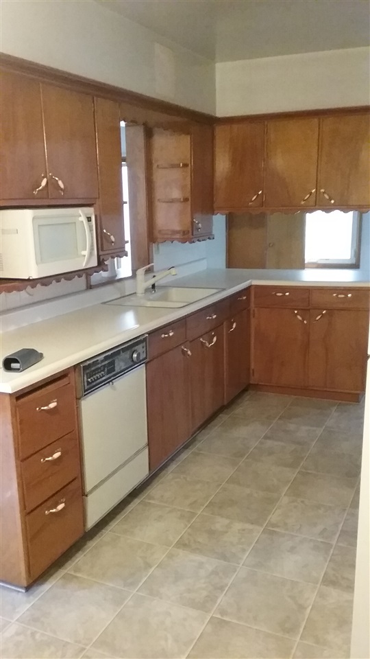 2139 Cleveland Road Colona, IL 61241 - Photo 11 of 23 Gallery Image 11