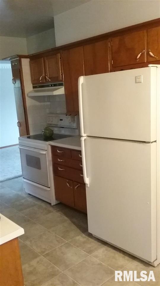 2139 Cleveland Road Colona, IL 61241 - Photo 12 of 23 Gallery Image 12