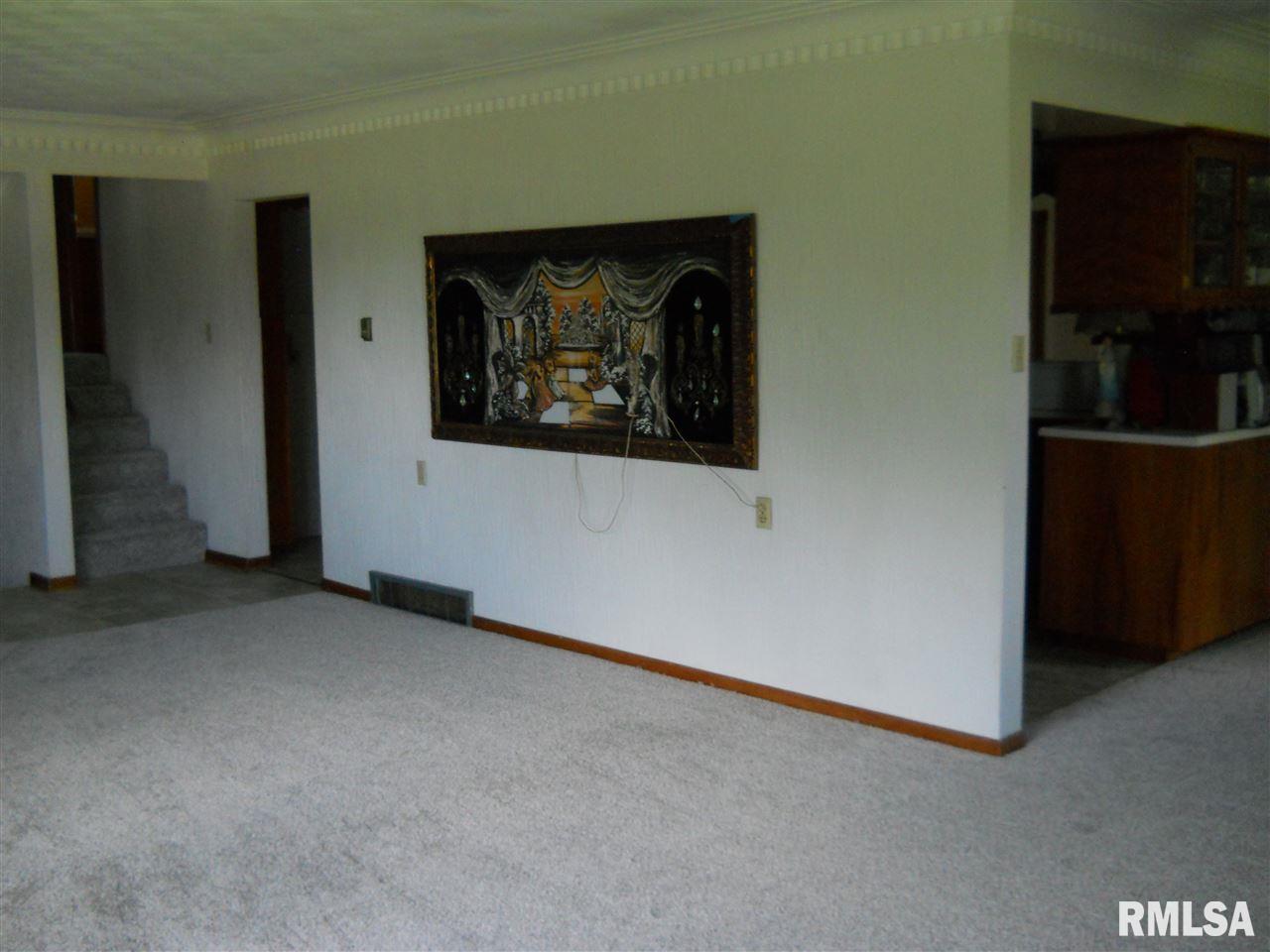 2139 Cleveland Road Colona, IL 61241 - Photo 10 of 23 Gallery Image 10
