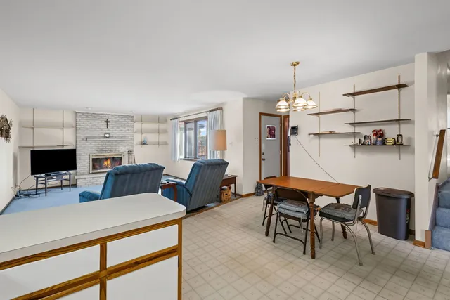 $373,900 | 17018 93rd Avenue, Orland Hills, IL 60487