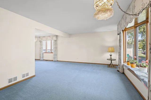 $373,900 | 17018 93rd Avenue, Orland Hills, IL 60487