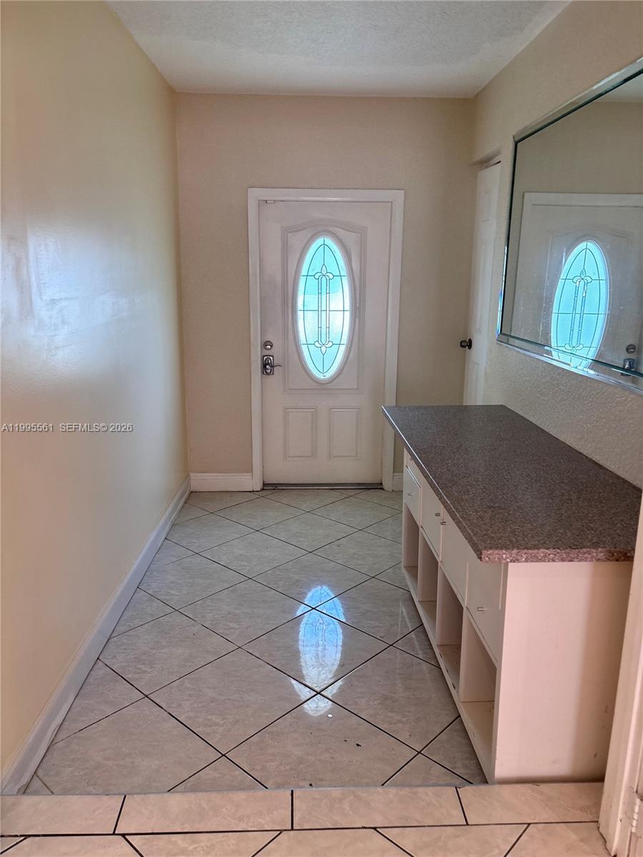 839 South Highland Drive, Unit RIGHT Hollywood, FL 33021 - Photo 14 of 28