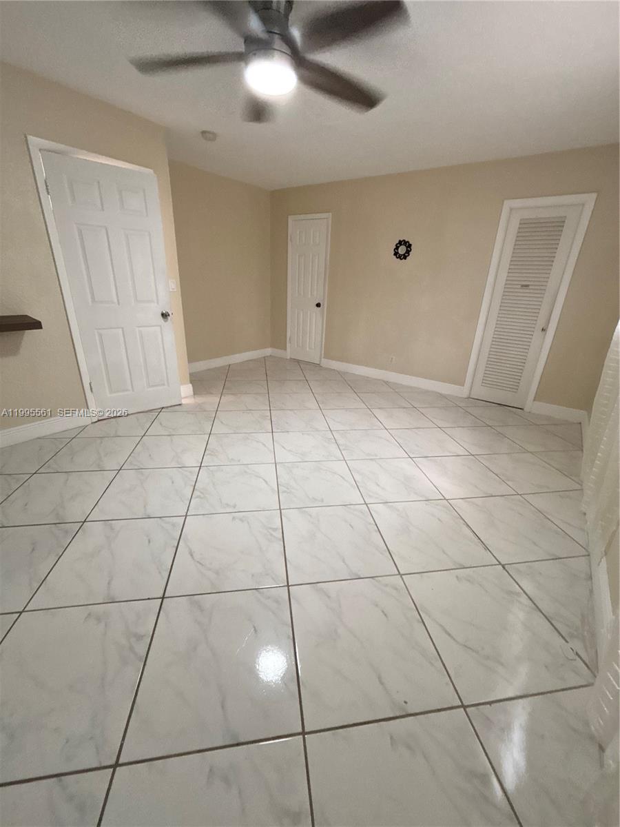 839 South Highland Drive, Unit RIGHT Hollywood, FL 33021 - Photo 16 of 28