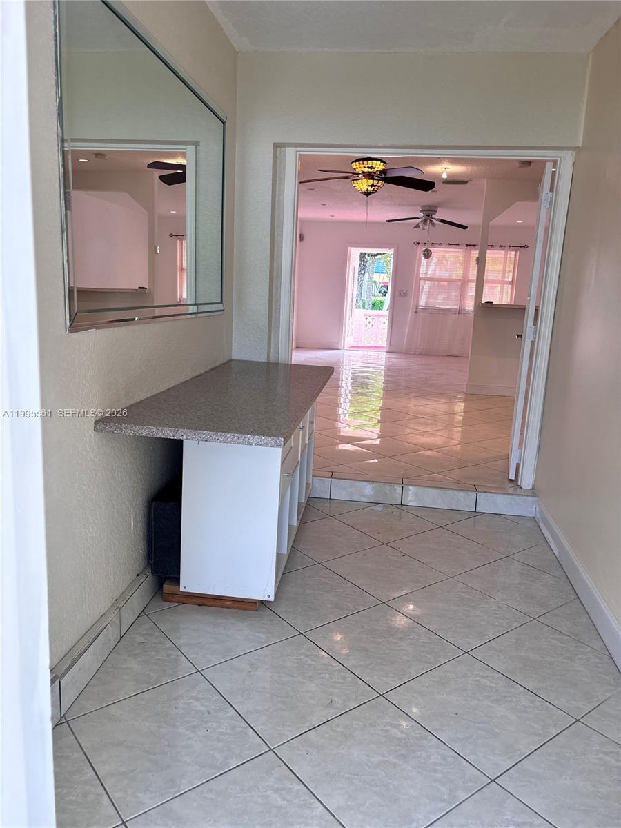 839 South Highland Drive, Unit RIGHT Hollywood, FL 33021 - Photo 19 of 28