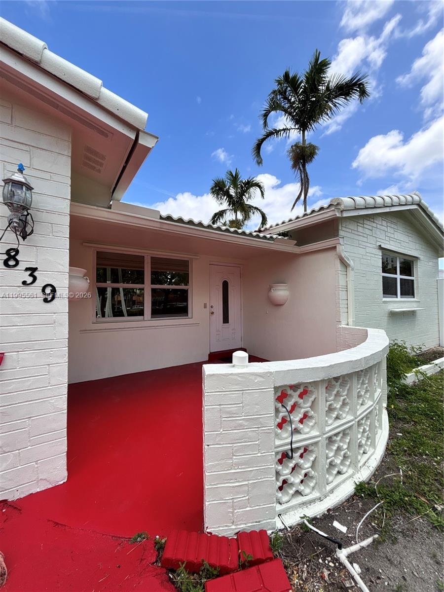 839 South Highland Drive, Unit RIGHT Hollywood, FL 33021 - Photo 25 of 28