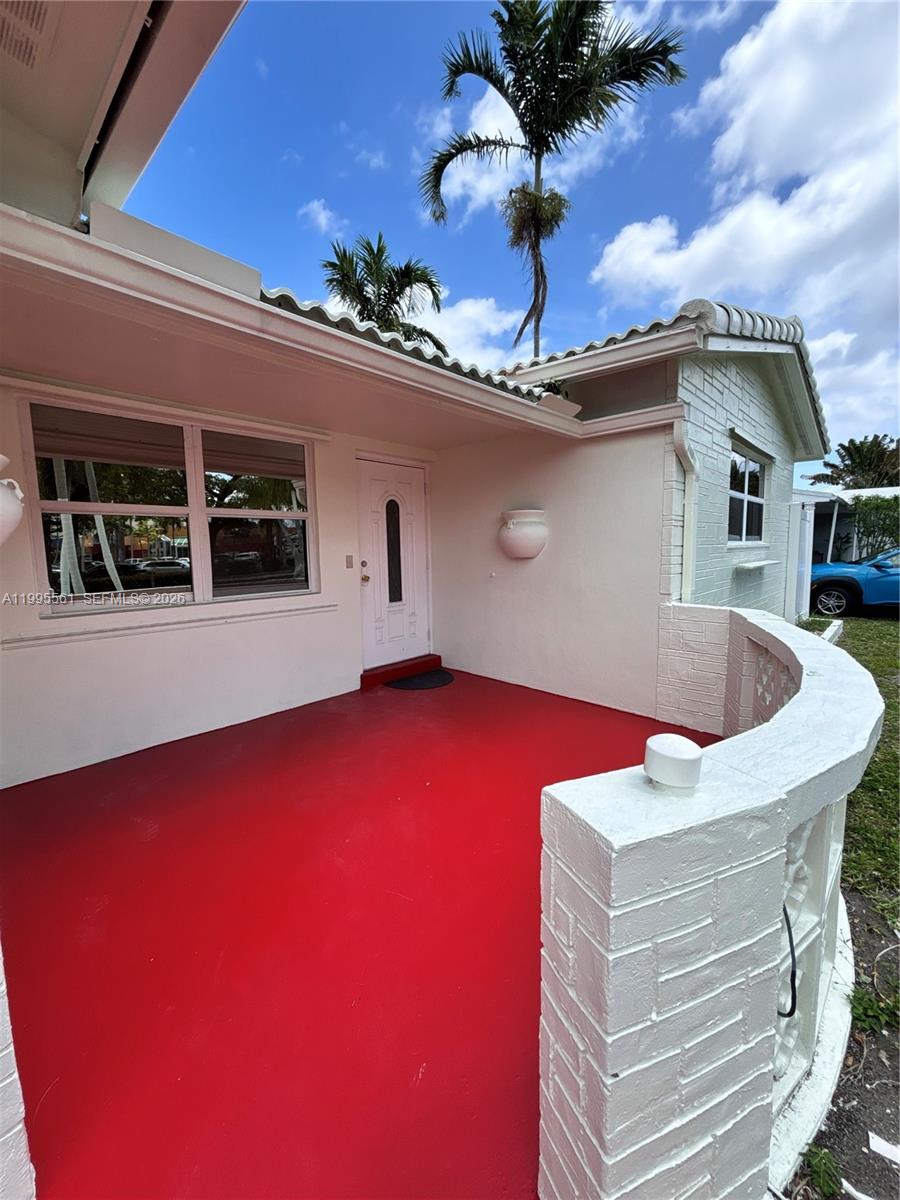 839 South Highland Drive, Unit RIGHT Hollywood, FL 33021 - Photo 26 of 28