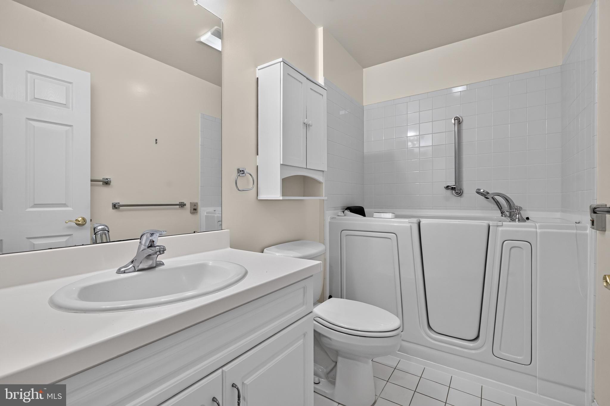 2 Hedge Row Road Princeton, NJ 08540 - Photo 23 of 29 Guest Bathroom