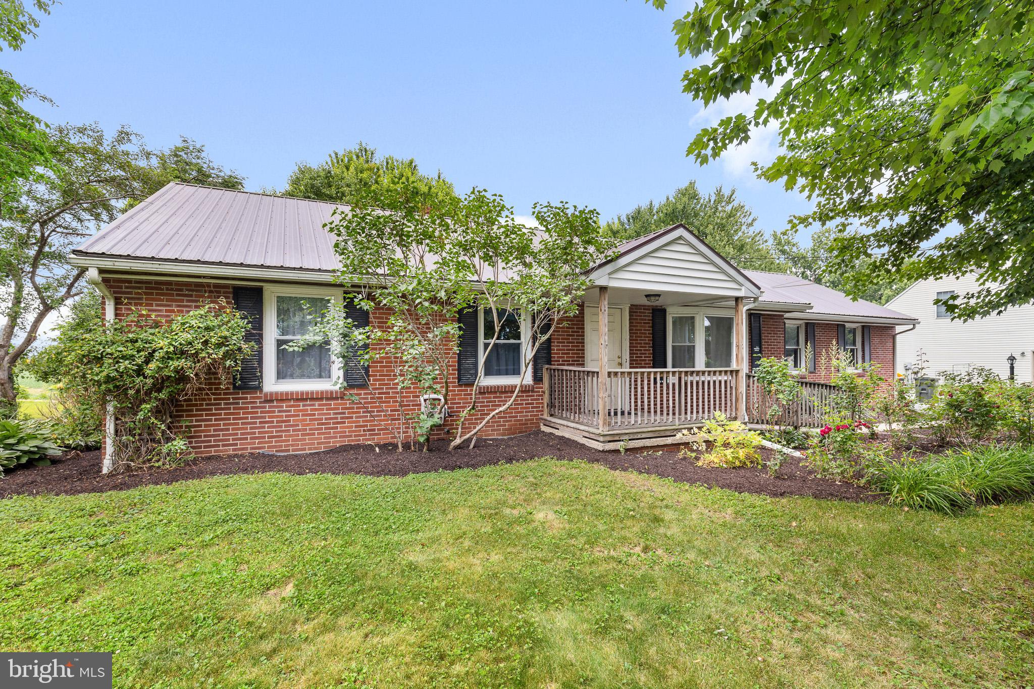 1230 Orchard Road Lititz, PA 17543 - Photo 3 of 19