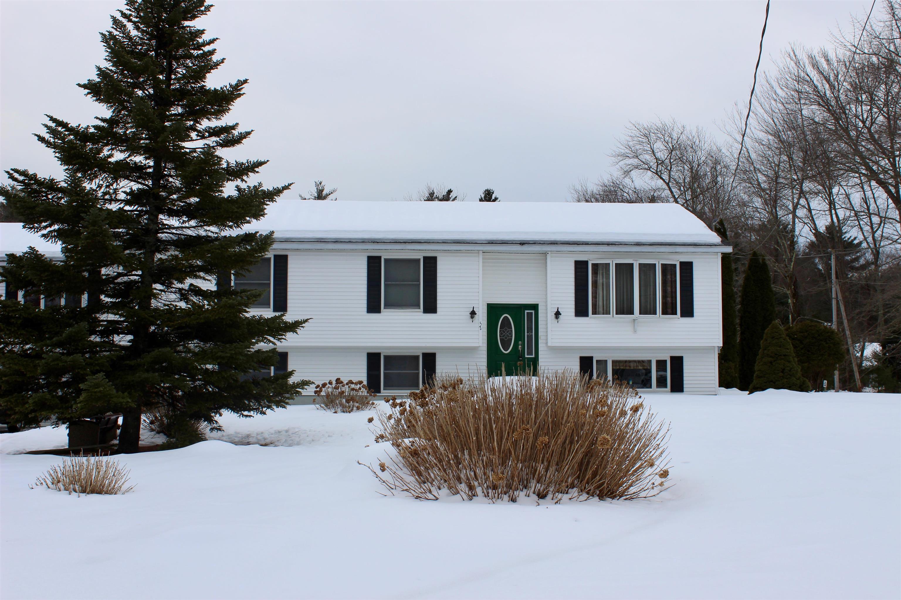 52 Ledge Road Seabrook, NH 03874 - Photo 1 of 29 Gallery Image 1