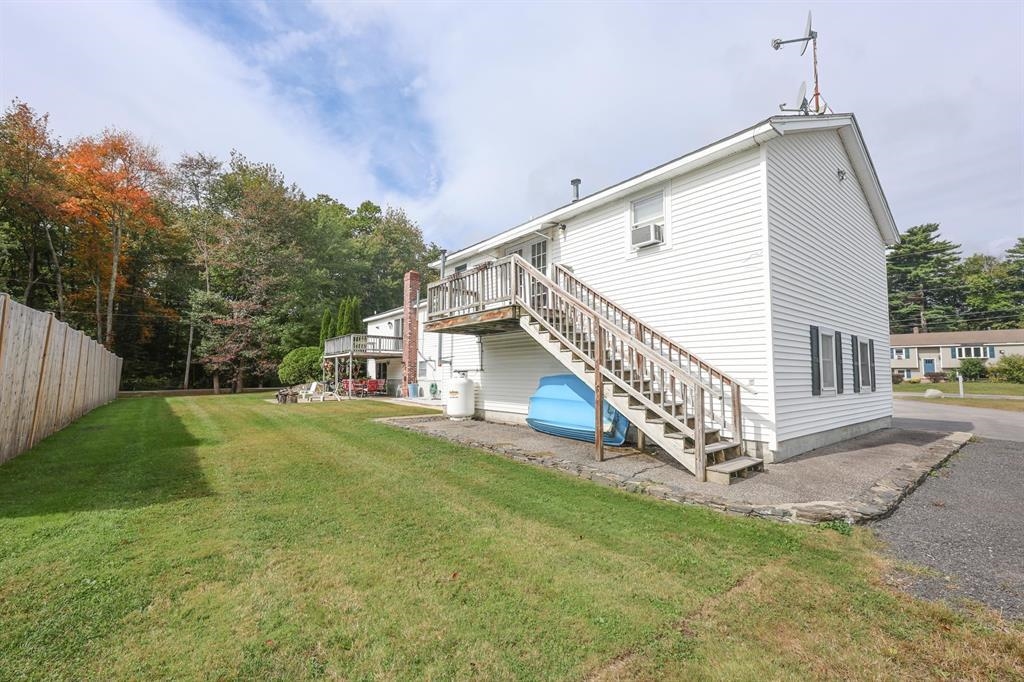52 Ledge Road Seabrook, NH 03874 - Photo 4 of 29 Gallery Image 4
