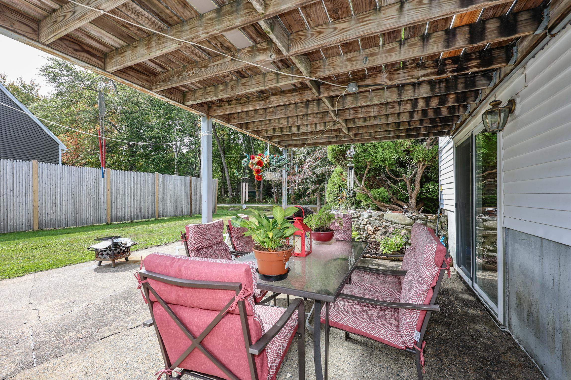 52 Ledge Road Seabrook, NH 03874 - Photo 7 of 29 Gallery Image 7