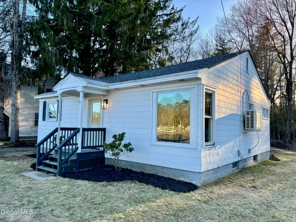 $249,500 | 5043 Highway 9N, Corinth, NY 12822