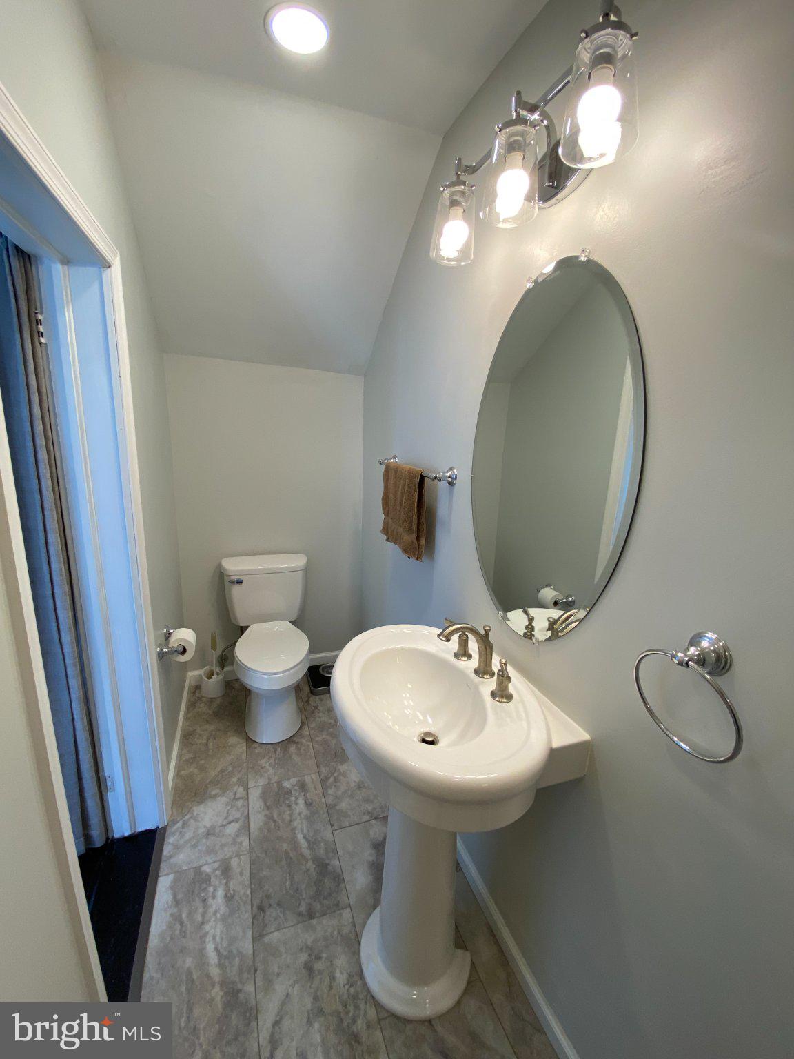 13580 Monterey Lane Blue Ridge Summit, PA 17214 - Photo 35 of 36 Apartment 5 Bathroom