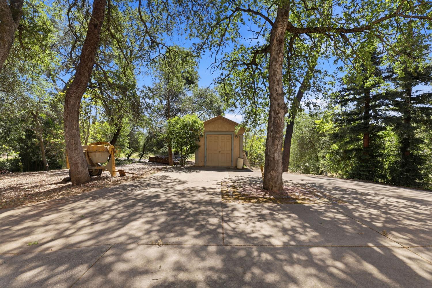 808 Orange Grove Way Folsom, CA 95630 - Photo 41 of 46