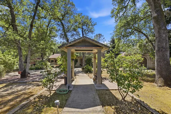 $1,100,000 | 808 Orange Grove Way, Folsom, CA 95630