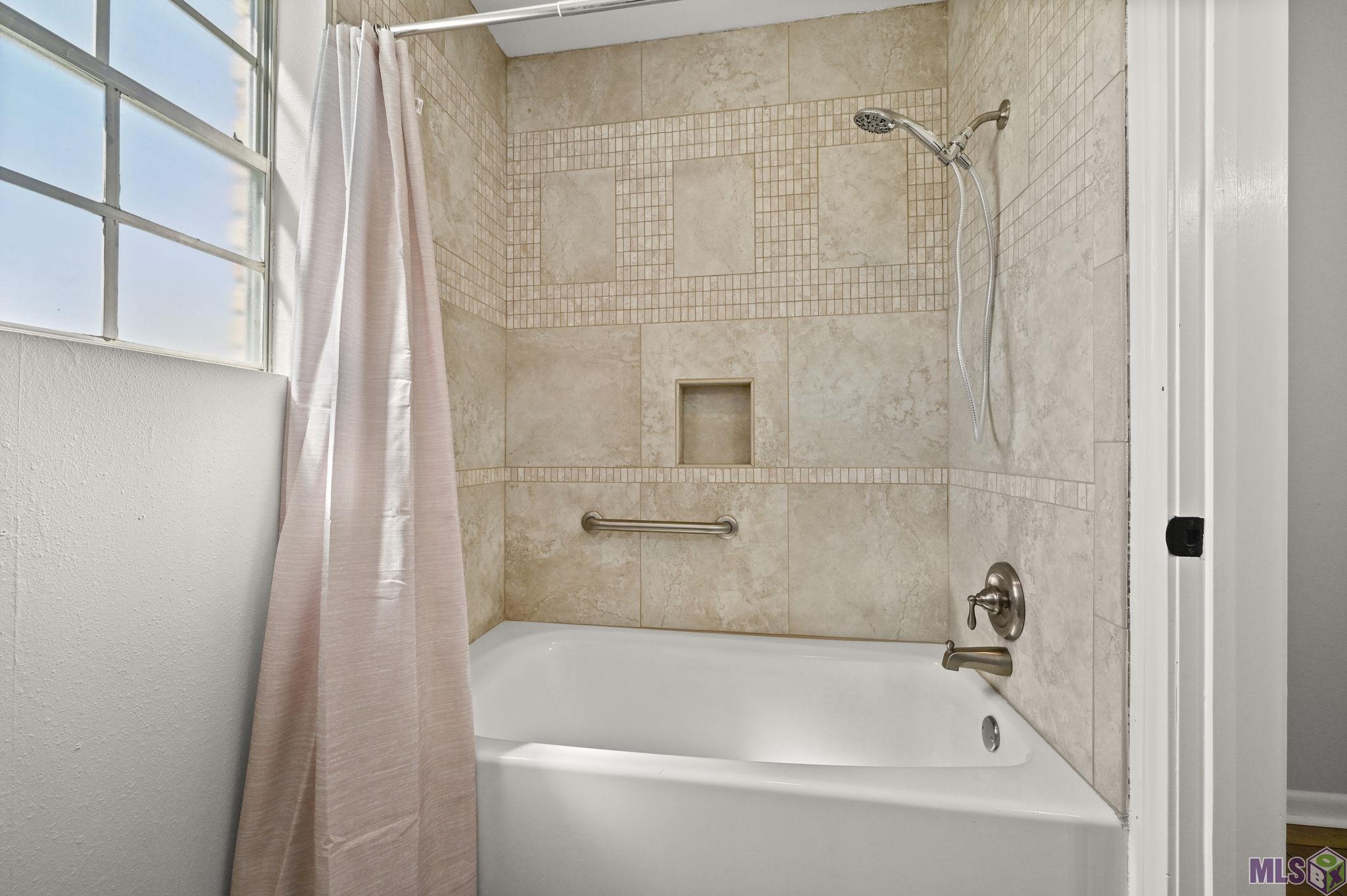 12417 Roddy Road Gonzales, LA 70737 - Photo 20 of 35