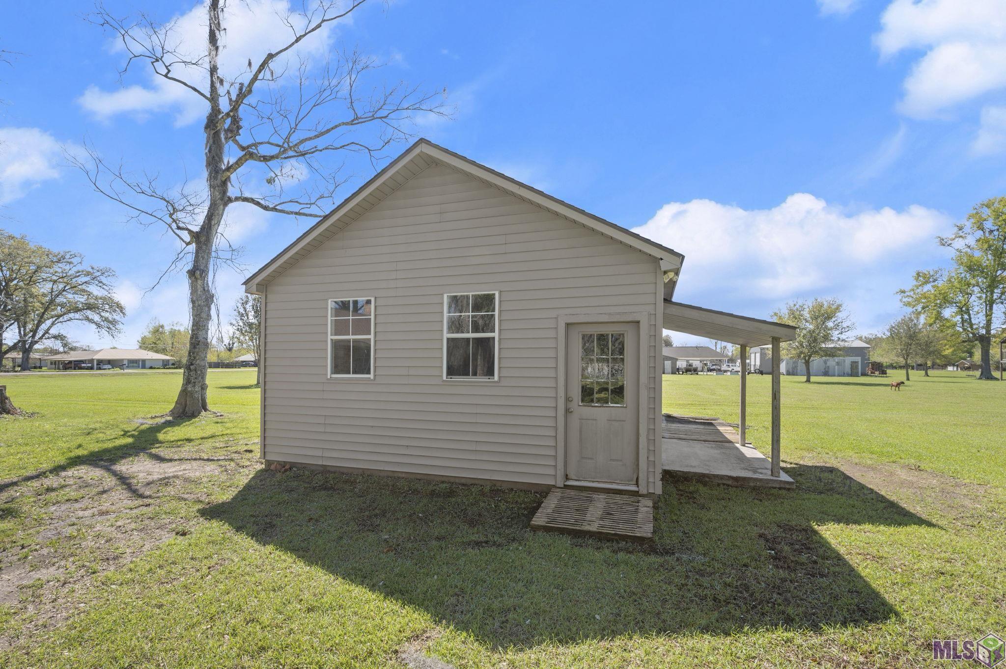 12417 Roddy Road Gonzales, LA 70737 - Photo 30 of 35