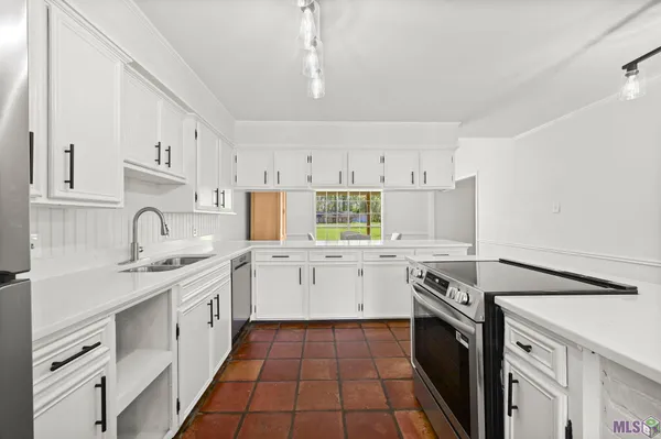 $425,000 | 12417 Roddy Road, Gonzales, LA 70737
