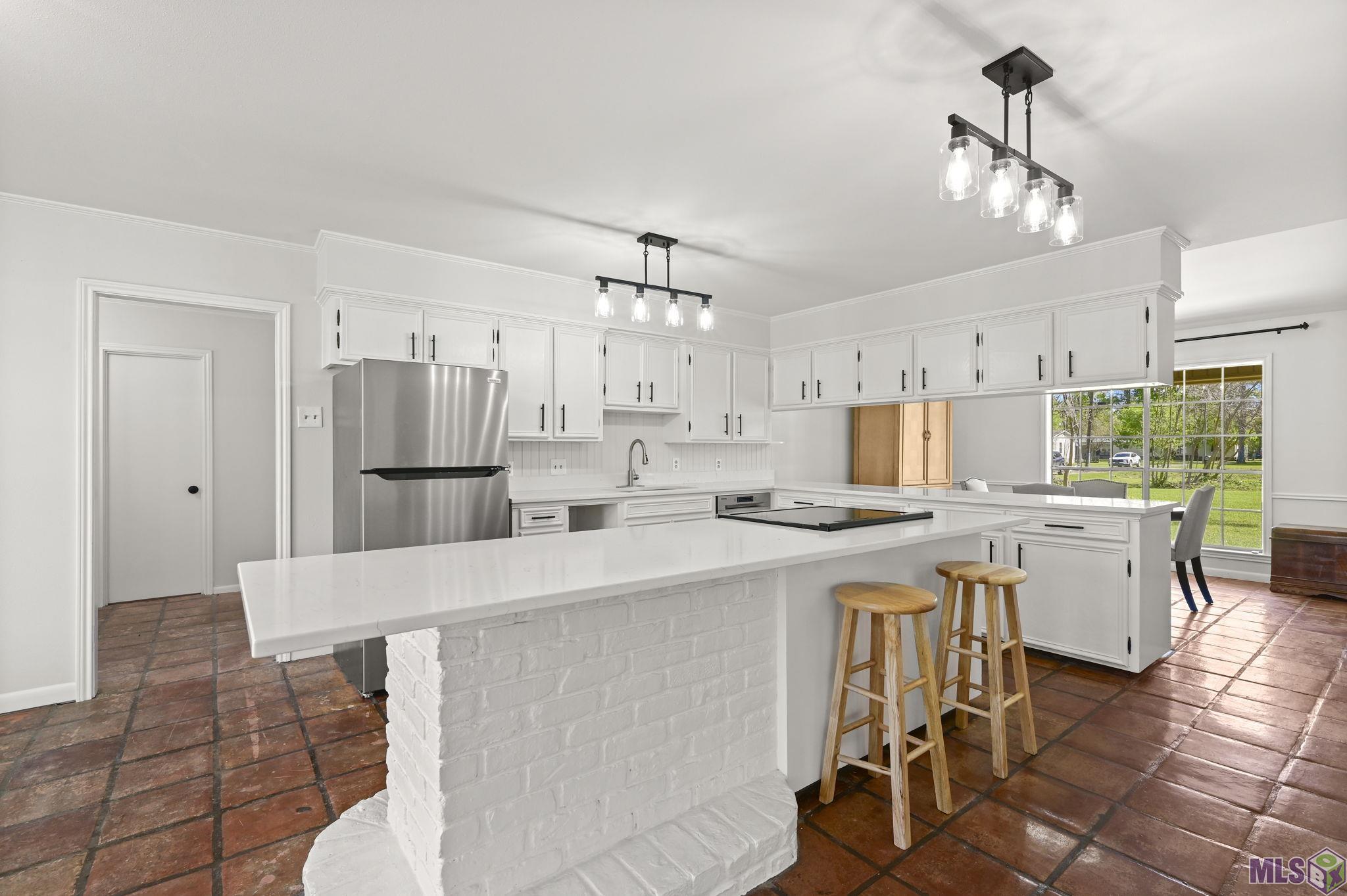 12417 Roddy Road Gonzales, LA 70737 - Photo 5 of 35