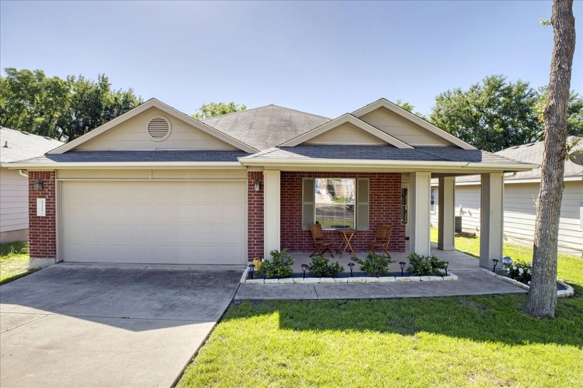 5117 English Glade Dr  