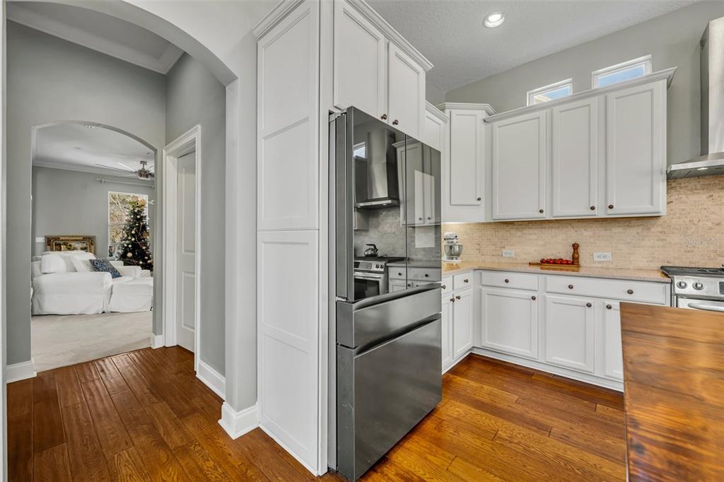 807 Oak Shadows Road Celebration, FL 34747 - Photo 15 of 95