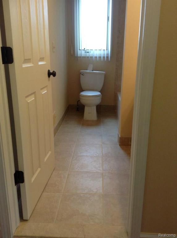 3360 Primrose Drive Rochester Hills, MI 48307 - Photo 38 of 43