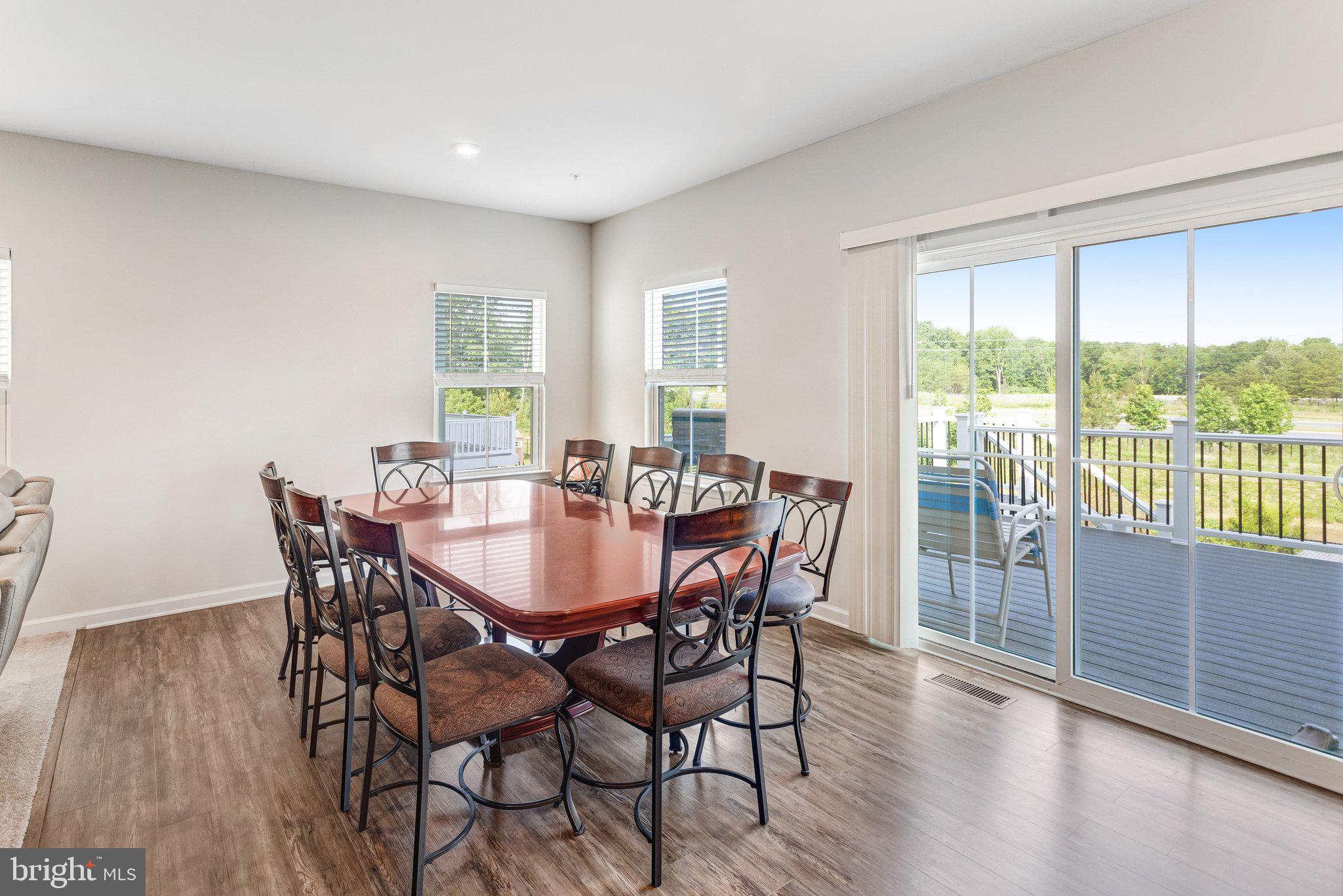 11241 Wheeler Ridge Drive Manassas, VA 20109 - Photo 6 of 44