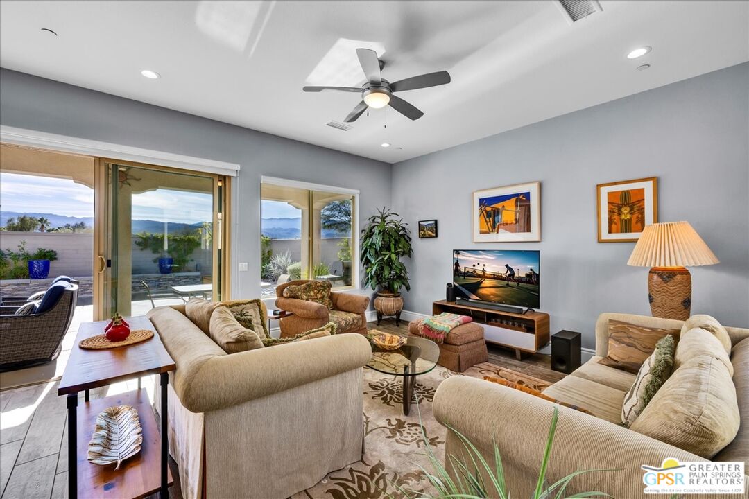 49 Cabernet Rancho Mirage, CA 92270 - Photo 5 of 39