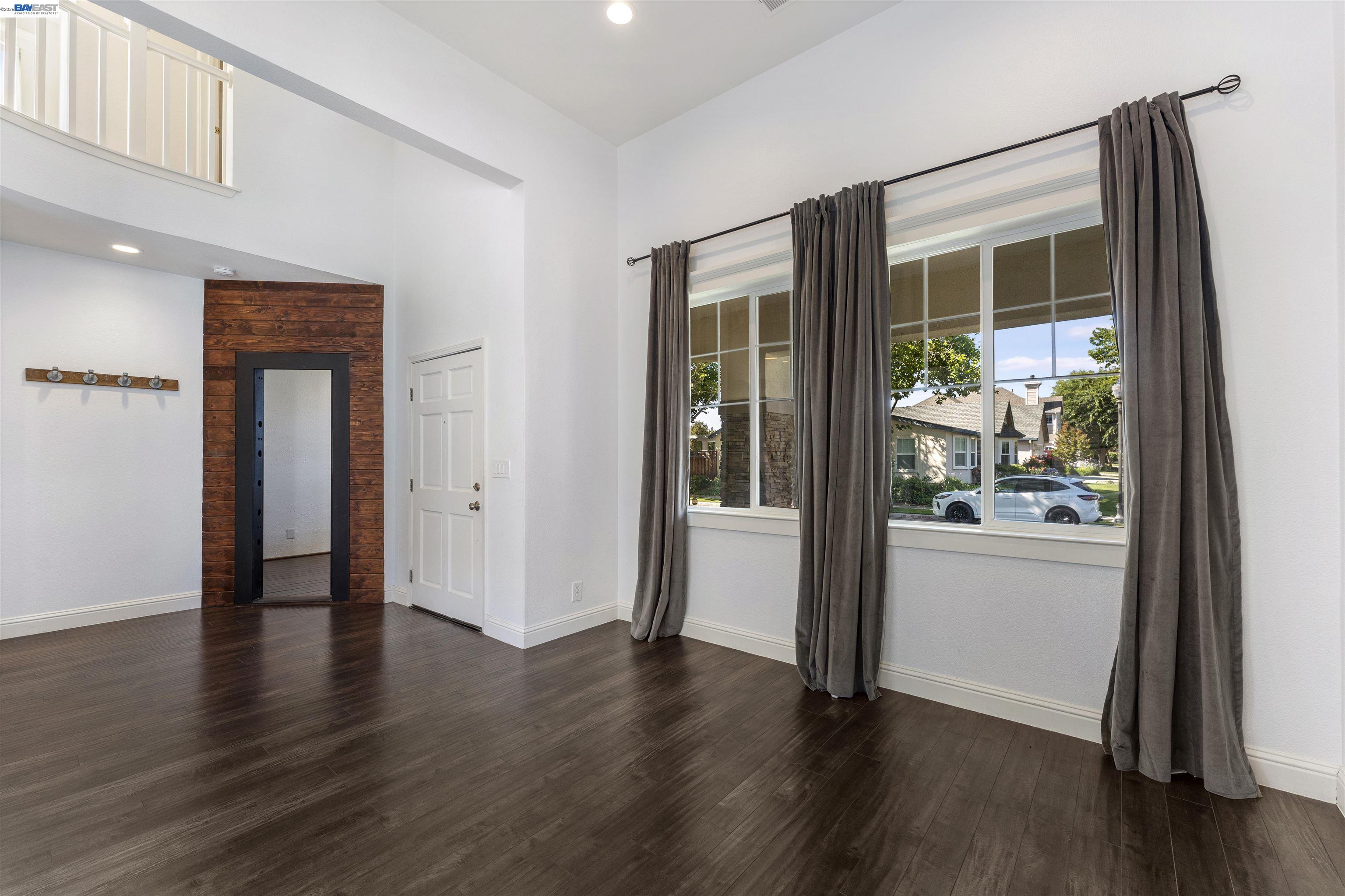3009 Perry Lane Tracy, CA 95377 - Photo 6 of 68