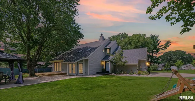 $327,000 | 1196 Sandra Lane, Monticello, IL 61856