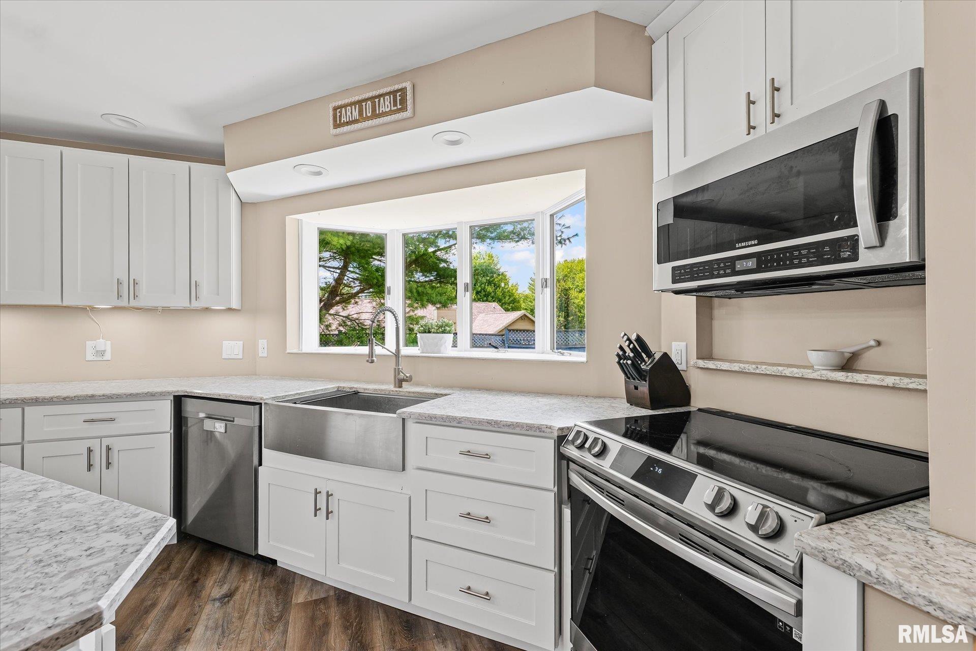 1196 Sandra Lane Monticello, IL 61856 - Photo 15 of 43