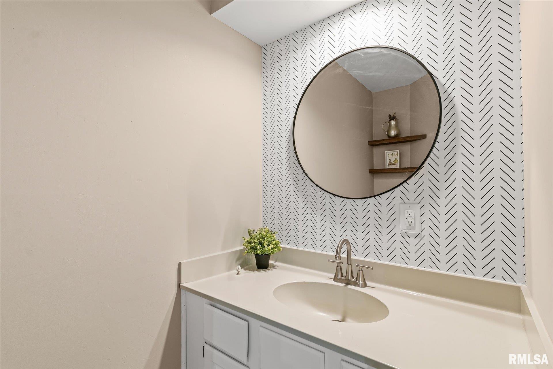 1196 Sandra Lane Monticello, IL 61856 - Photo 19 of 43